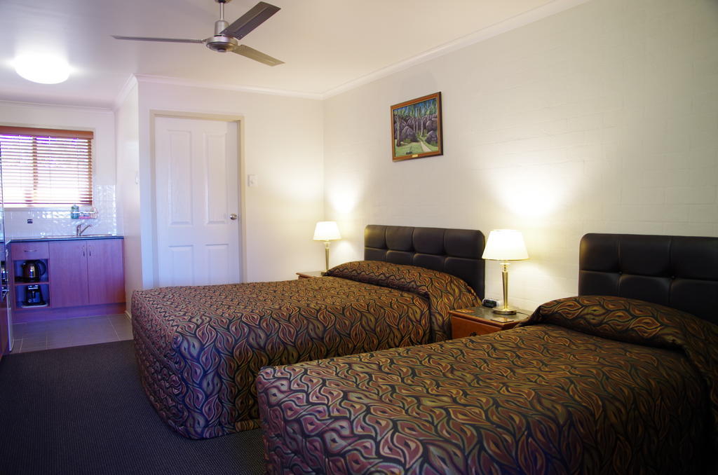 Stannum Lodge Motor Inn Stanthorpe Quarto foto